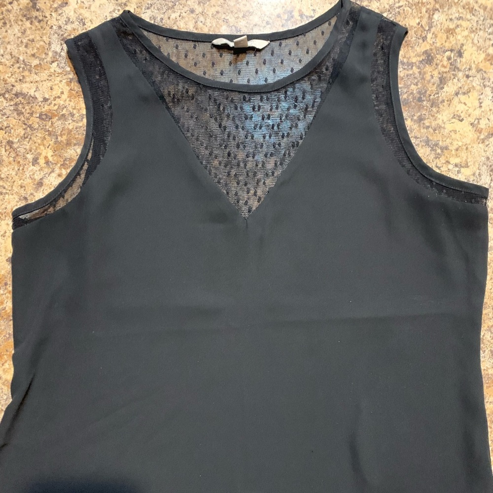 Banana republic polka dot mesh top